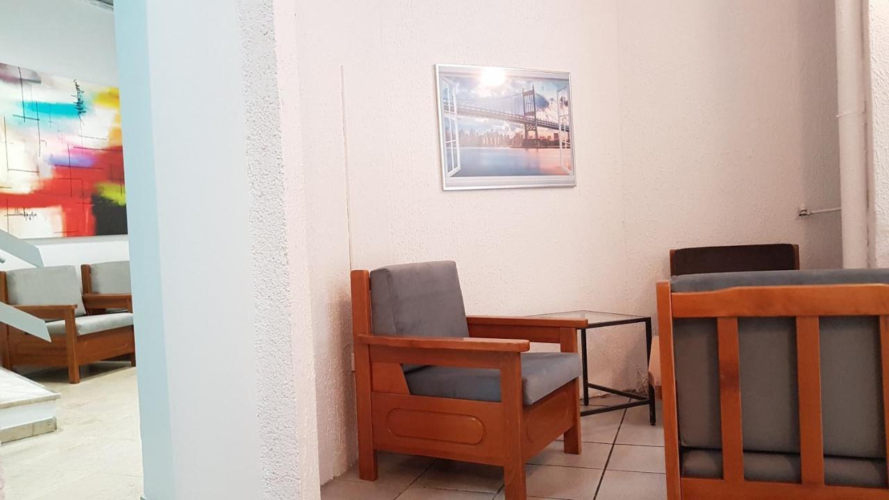 Palette Apartment Chocolate - Athens Center, 6 Bd, 3 Bath Atenas Exterior foto