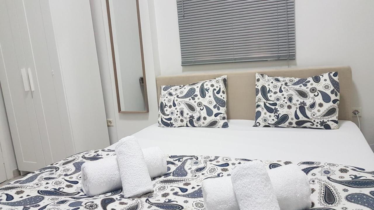 Palette Apartment Chocolate - Athens Center, 6 Bd, 3 Bath Atenas Exterior foto