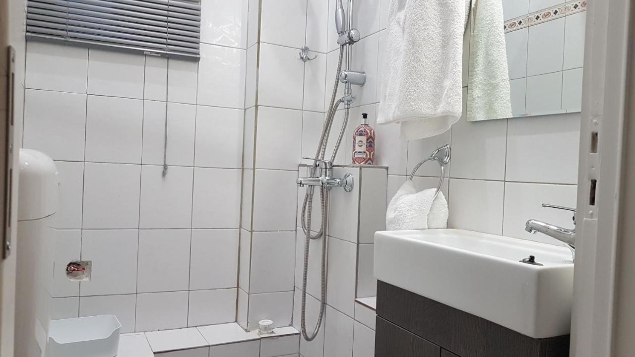 Palette Apartment Chocolate - Athens Center, 6 Bd, 3 Bath Atenas Exterior foto