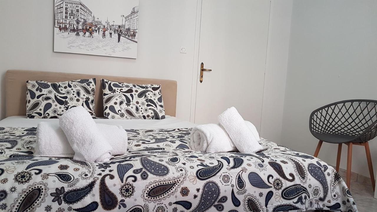 Palette Apartment Chocolate - Athens Center, 6 Bd, 3 Bath Atenas Exterior foto