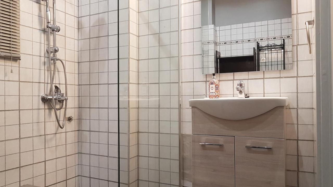 Palette Apartment Chocolate - Athens Center, 6 Bd, 3 Bath Atenas Exterior foto